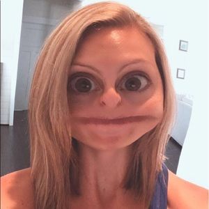 Meet your Posher, Victoria